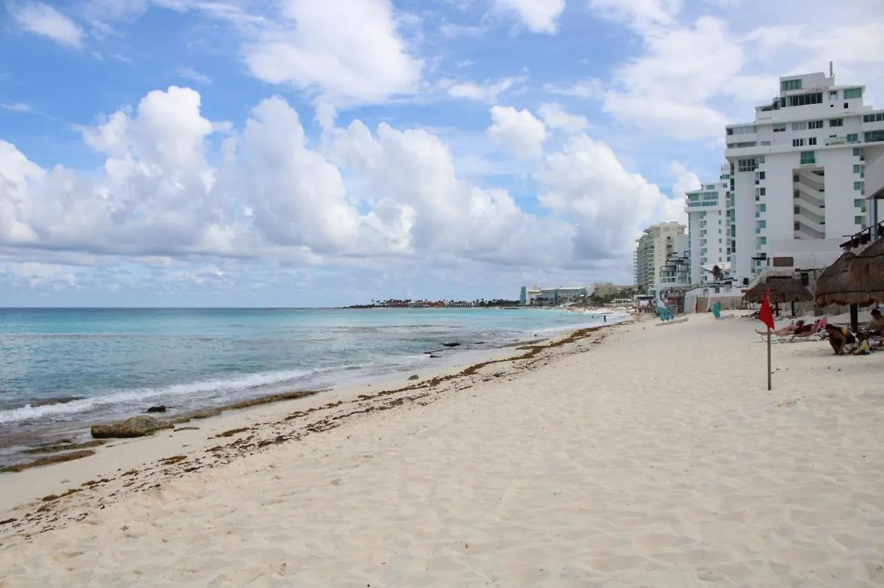 Villa Delfines, Frente Al Mar Cancún Appartement