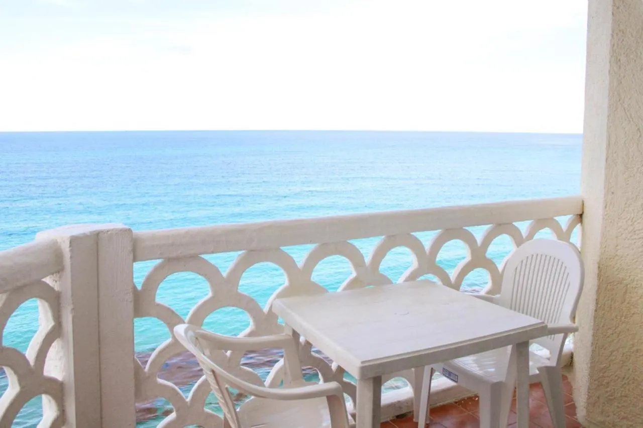 Villa Delfines, Frente Al Mar Cancún
